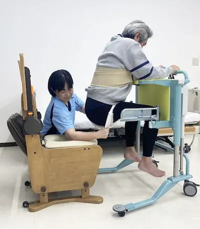 介護ロボット「移乗です」Ⅱ_image03