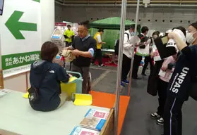 介護ロボット「移乗です」Ⅱ_「バリアフリー2025」6